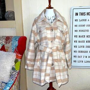 River Island plus size 20 shaket new with tags.